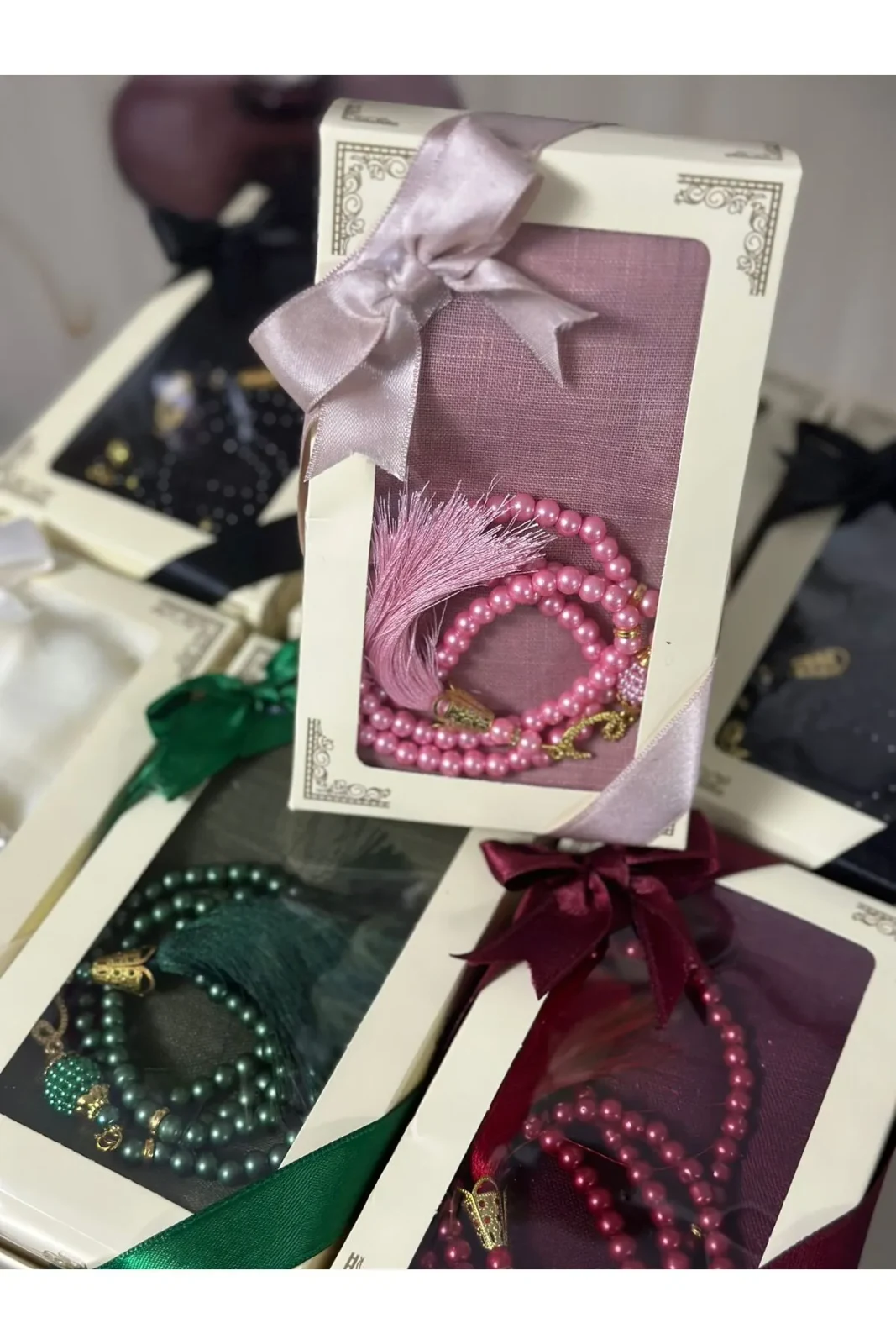 Hediyelik Kutulu Örtü ve İnci 99’Luk Tesbih Seti 5